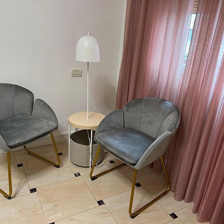 Apartamento Riva Dei Fiori Viareggio Exterior foto