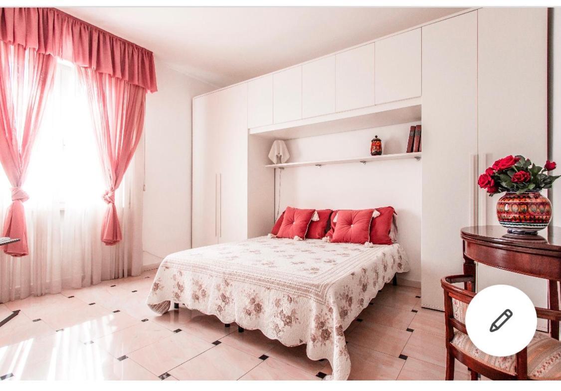 Apartamento Riva Dei Fiori Viareggio Exterior foto